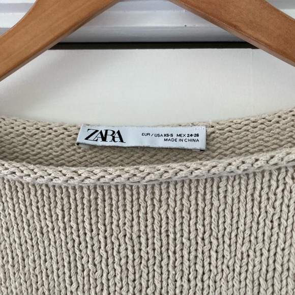 Zara Beige Crew Neck Sweater with Pockets - Picture 4 of 11